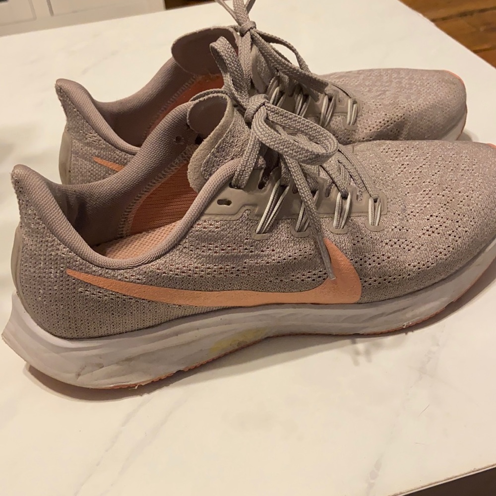 NIKE Zoom Pegasus 36